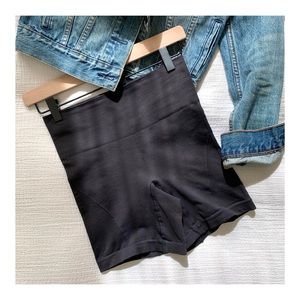 Lululemon Sculpt short